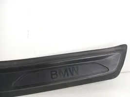 BMW 2 F46 Listwa progowa tylna 7316822