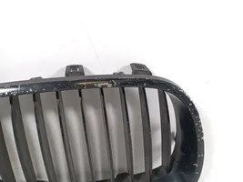 BMW 5 E60 E61 Kühlergrill 51137027062