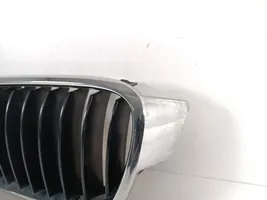 BMW 3 F30 F35 F31 Atrapa chłodnicy / Grill 51137255411