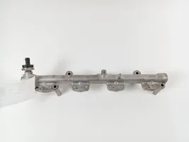 BMW 3 G20 G21 Kraftstoffverteiler Einspritzleiste Verteilerrohr 8665633