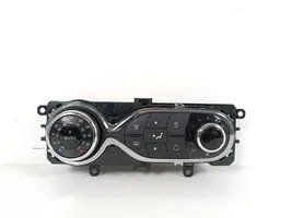 Renault Captur Moduł / Sterownik klimatyzacji E1071162E