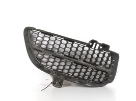 Volkswagen Touareg I Grille inférieure de pare-chocs avant 7L6853666B