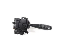 Toyota Yaris Interruptor/palanca de limpiador de luz de giro 84652-0D010