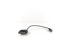 Mercedes-Benz ML W166 Câble adaptateur AUX A0028272204