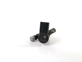 Renault Master III Injecteur de carburant 166000372R