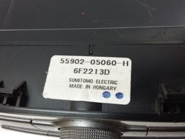Toyota Avensis T250 Panel klimatyzacji 5590005280