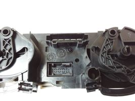 Mitsubishi Colt Oro kondicionieriaus/ šildymo valdymo blokas P7820A158W