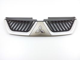 Mitsubishi Outlander Front bumper upper radiator grill 7450A037ZZ