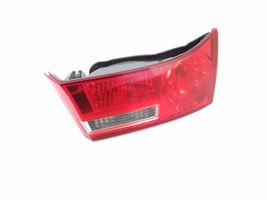 Honda Accord Luci posteriori del portellone del bagagliaio P8129R