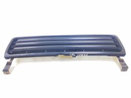 Mitsubishi Pajero Grille calandre supérieure de pare-chocs avant MB64572021