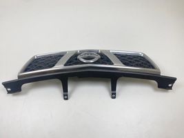 Nissan X-Trail T30 Grille calandre supérieure de pare-chocs avant 62310