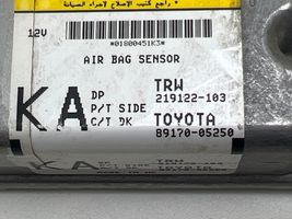 Toyota Avensis T270 Turvatyynyn ohjainlaite/moduuli 8917005250