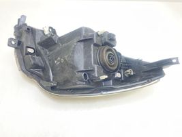 Nissan Note (E11) Lampa przednia 89078303