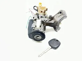 Toyota Corolla Verso E121 Ignition lock 8978313010