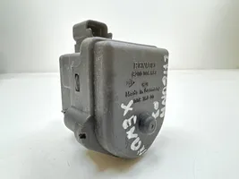 Renault Laguna II Headlight level adjustment motor 8200006664