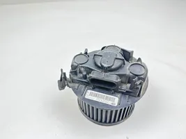 Renault Clio III Pečiuko ventiliatorius/ putikas GMVB85ACV