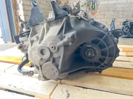 Toyota Avensis T270 Mechaninė 6 pavarų dėžė 732637199