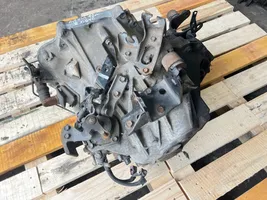 Toyota Avensis T270 Mechaninė 6 pavarų dėžė 732637199