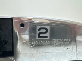 Nissan Navara D22 Etuoven sähköinen sivupeili E4022089