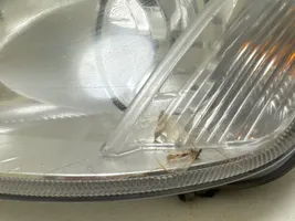 Ford C-MAX I Headlight/headlamp 153873