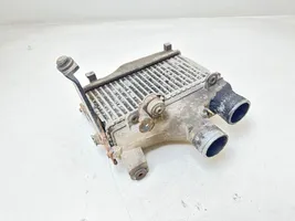 Toyota Avensis T220 Starpdzesētāja radiators 1271001230