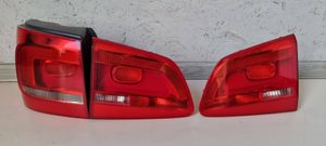 Volkswagen Touran II Set feux arrière / postérieurs 1T0945094