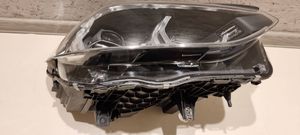 BMW X3 G01 Lampa przednia 8739654