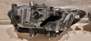 BMW 1 F20 F21 Priekinių žibintų komplektas 7229677