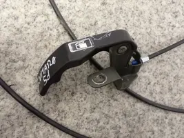 Suzuki Grand Vitara I Cable de apertura de la tapa del depósito de combustible 