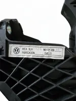 Volkswagen Jetta V Clutch pedal 1K1721059AR