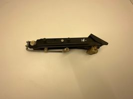 BMW 5 E39 Lift Jack 1092710