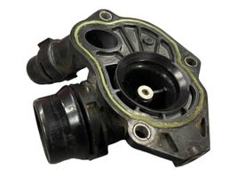 BMW 5 F10 F11 Termostaatin kotelo 8516206