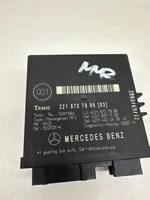 Mercedes-Benz S W221 Блок управления крышки багажника 2218707886