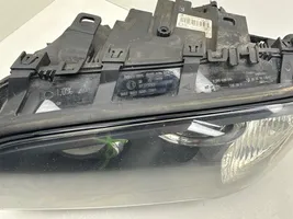 BMW X3 E83 Headlight/headlamp 7162191