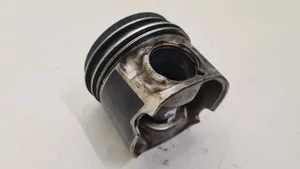 BMW 5 F10 F11 Piston 7812585