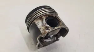 BMW 5 F10 F11 Piston 7812585