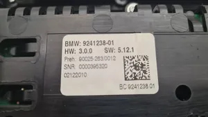 BMW 5 F10 F11 Oro kondicionieriaus/ klimato/ pečiuko valdymo blokas (salone) 9241238