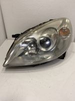 Mercedes-Benz B W245 Lampa przednia A1698202561