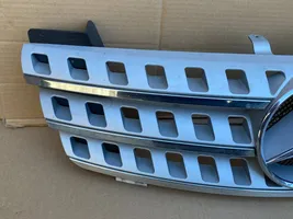 Mercedes-Benz ML W164 Grille calandre supérieure de pare-chocs avant A1648800685