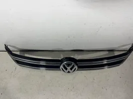 Volkswagen Tiguan Atrapa chłodnicy / Grill 5N0853655