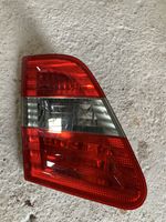 Mercedes-Benz B W245 Luci posteriori del portellone del bagagliaio A1698201564