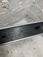 Audi A4 S4 B7 8E 8H Takaoven verhoilu (käytetyt) 8E0867420