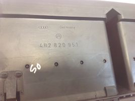 Audi A6 Allroad C5 Rejilla de ventilación central del panel 4B2820951