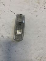 Audi A6 Allroad C5 Luz del asiento trasero 8L0947105A