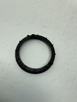 Citroen C8 Bague de verrouillage pour réservoir de carburant 9633283880