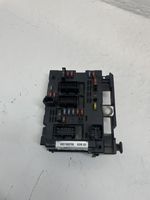 Peugeot 807 Module de fusibles 9657608780