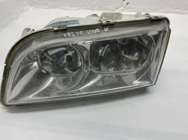 Volvo S40, V40 Lampa przednia 30899682