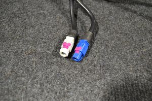 BMW 5 G30 G31 Connettore plug in USB 6820318