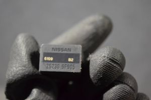 Nissan Qashqai Hätävilkun rele 252309F905