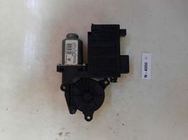 Citroen C4 Grand Picasso Moteur de lève-vitre de porte avant 9682495780